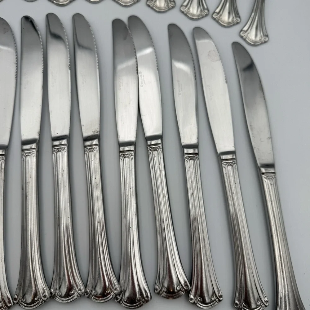 19 Piece Wallace RESPLENDENCE 18/10 Stainless‎ Flatware Fork Knife